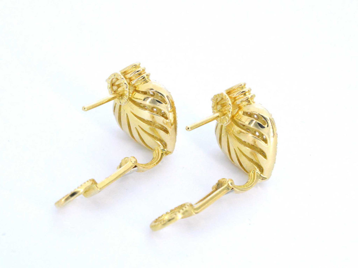 Gouden hart oorbellen met diamant