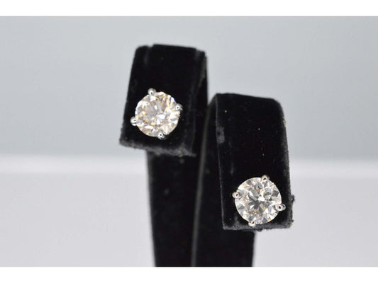 Witgouden diamanten oorbellen van 1.60 carat