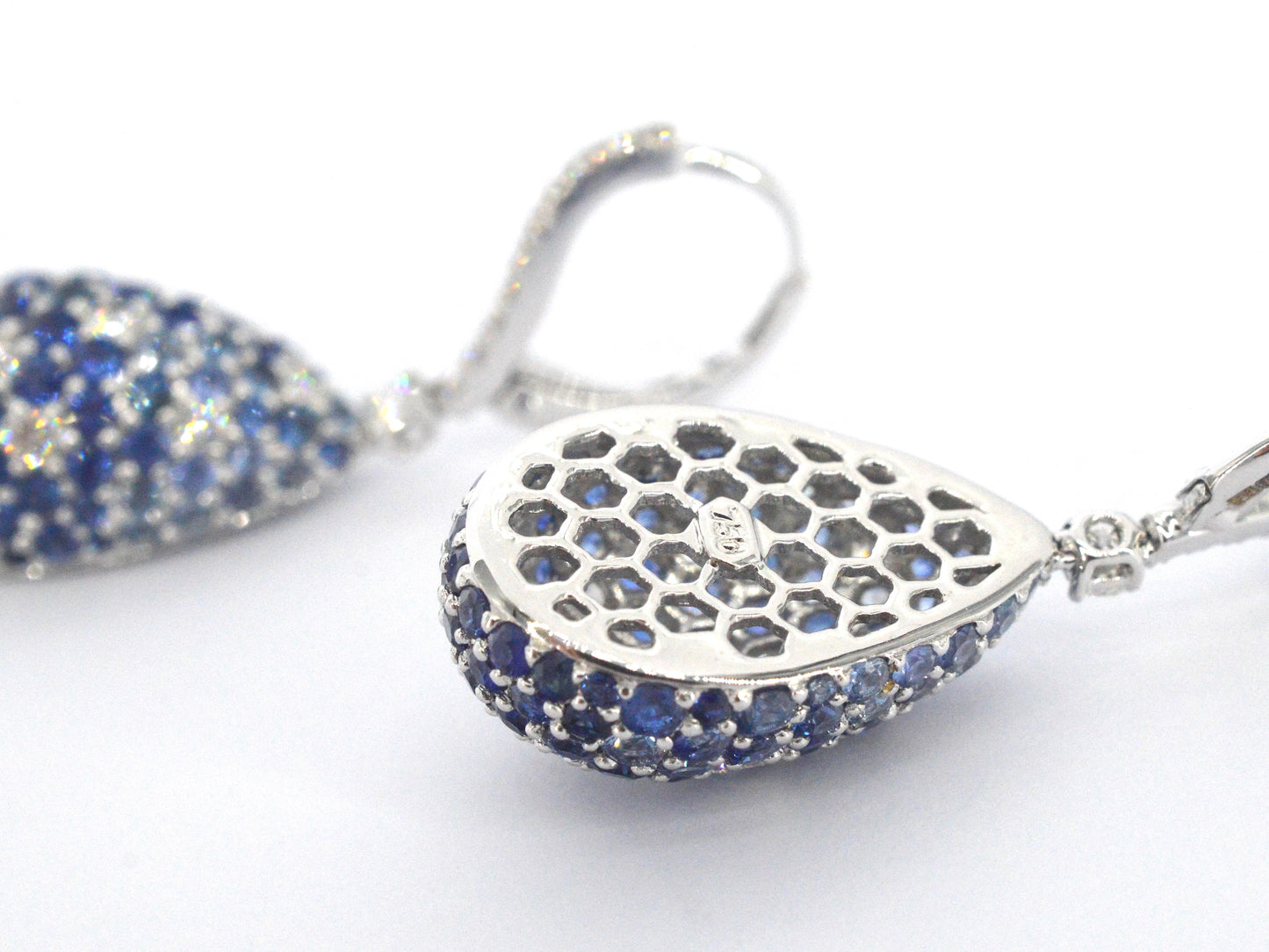 Oorhangers van 18 carats goud met diamanten van hoge kwaliteit en blauwe saffieren