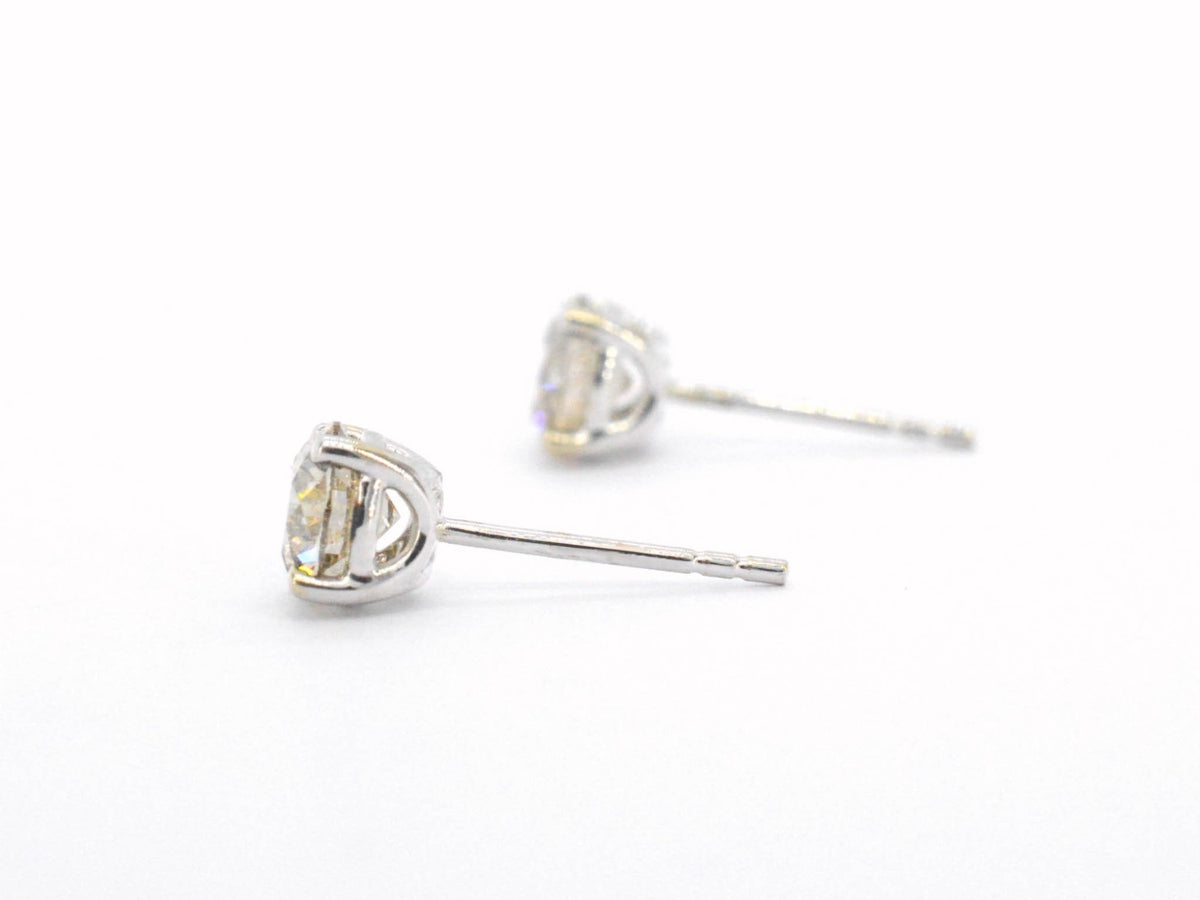 Witgouden solitair oorbellen met champagne diamant 3.00 carat