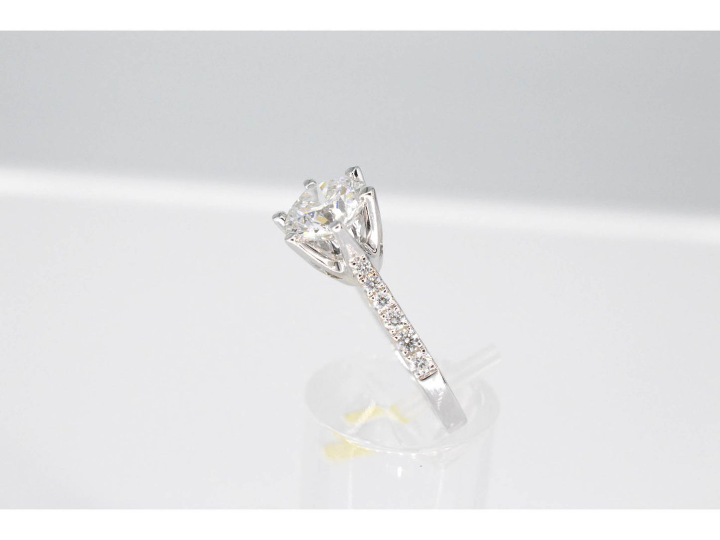 Witgouden ring met een diamant van 1.00 carat 7001-1