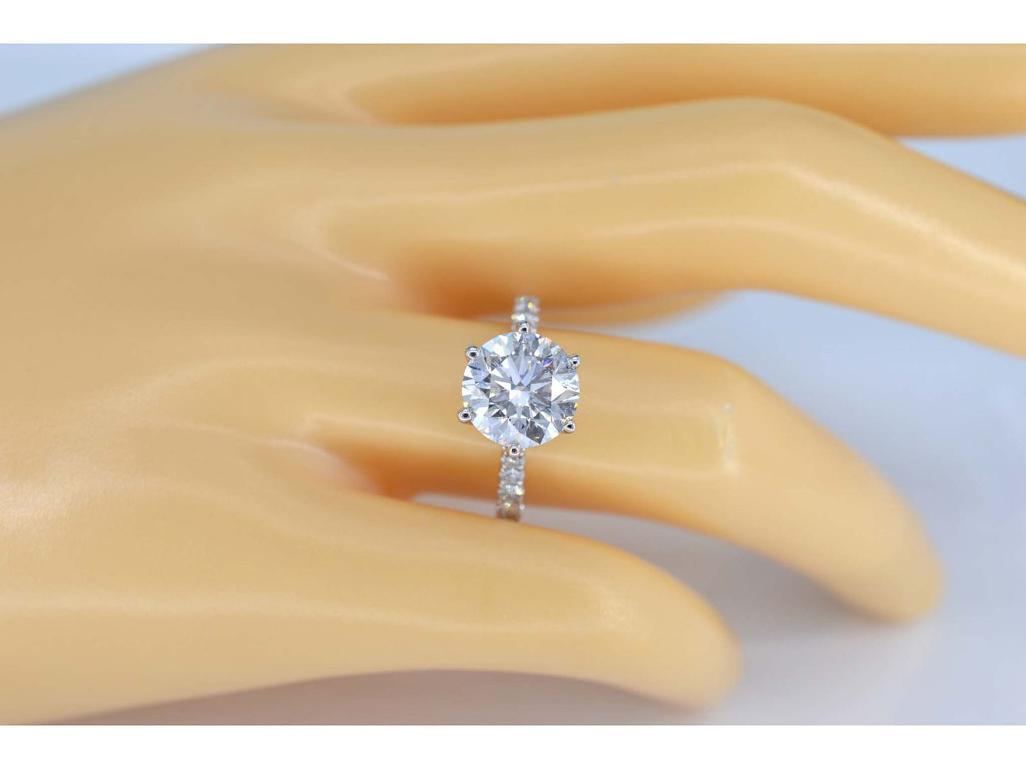 Witgouden ring met een diamant van 3.00 carat