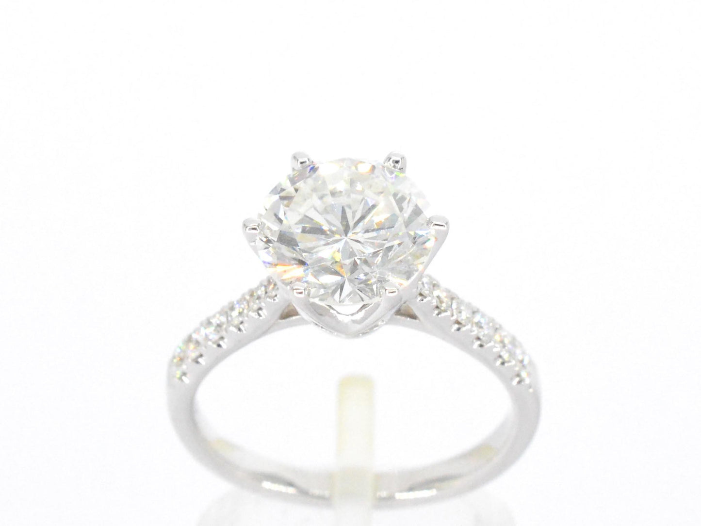 Witgouden ring met een diamant van 3.00 carat