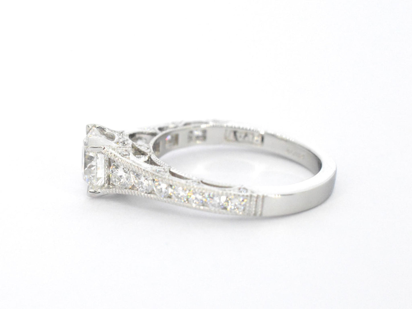 Platina ring met briljant geslepen diamanten