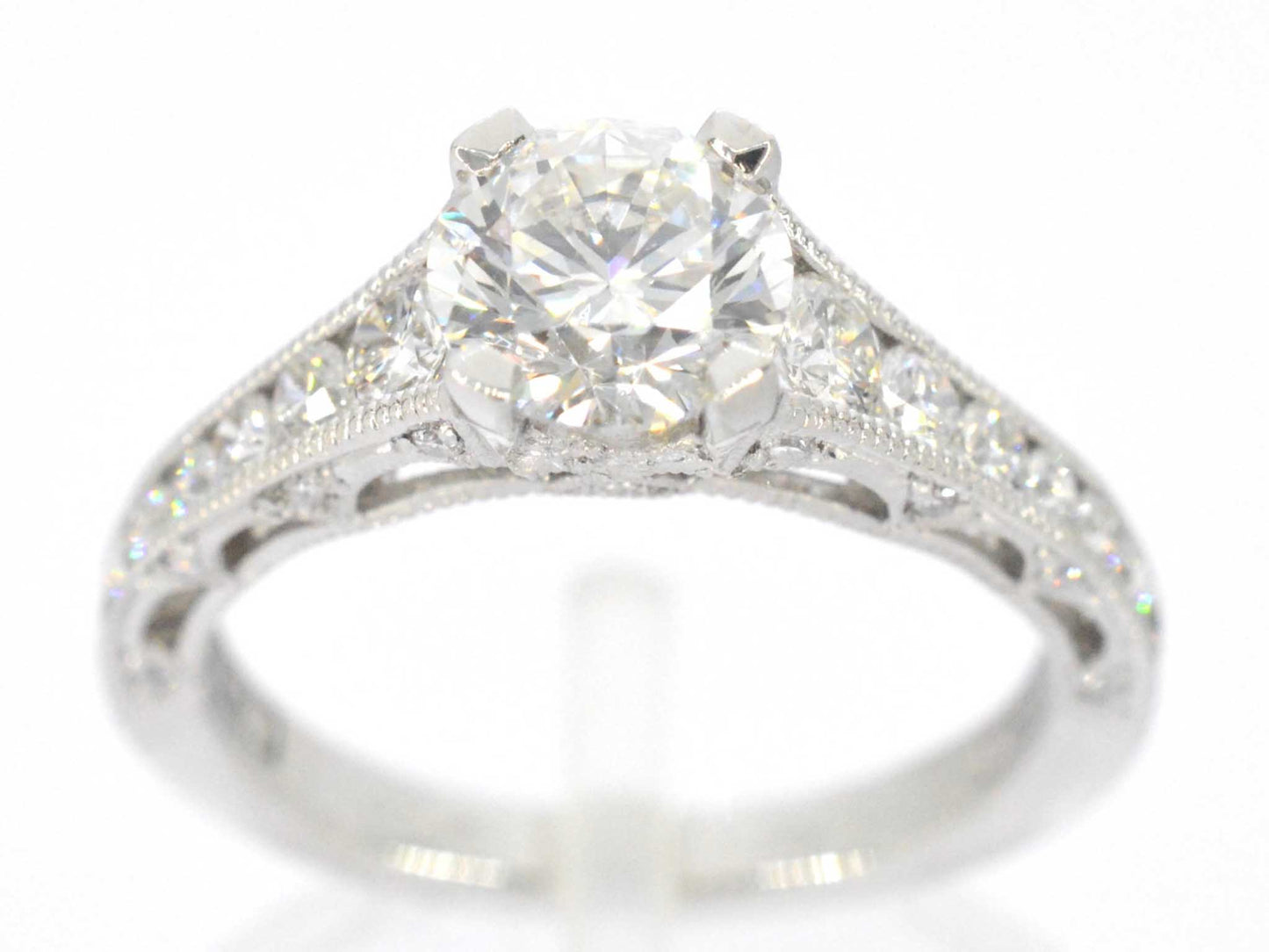 Platina ring met briljant geslepen diamanten