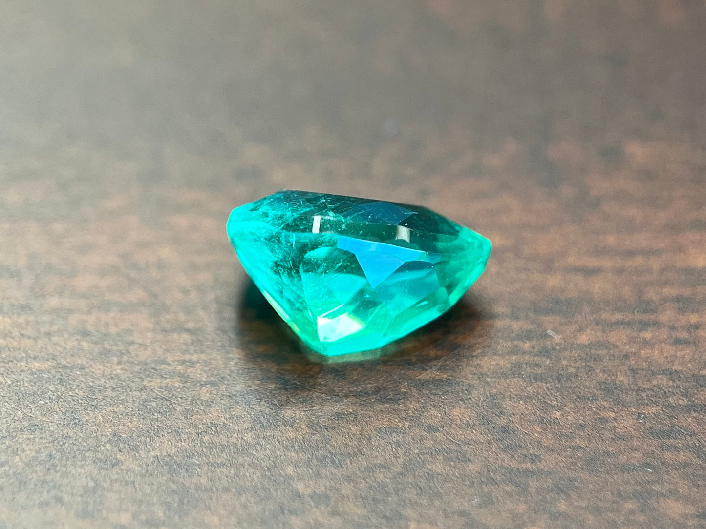 Smaragd - 1.38 carat natuurlijke Colombiaanse Muzo smaragd van zeer hoge kwaliteit