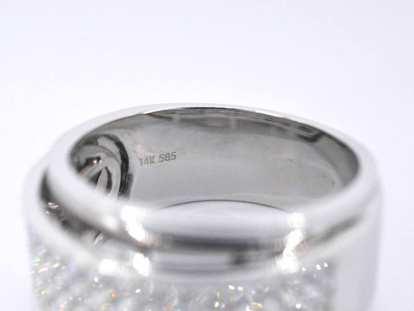 Witgouden ring met diamanten