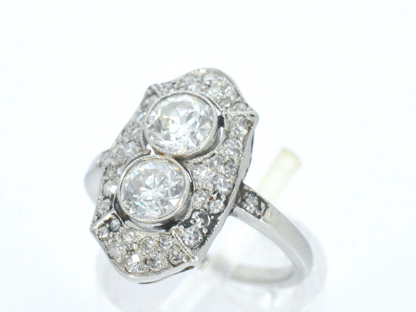 Art Deco platina ring met diamant