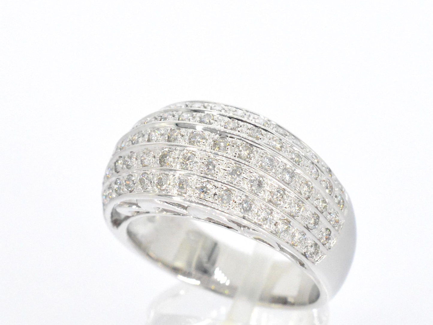 Gouden ring met diamanten