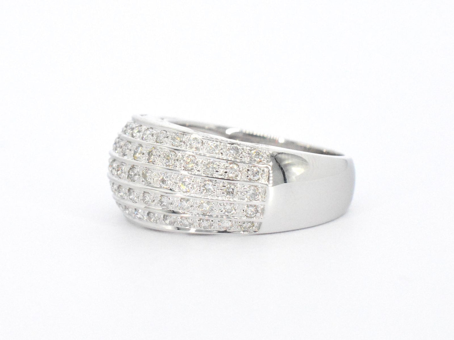 Gouden ring met diamanten