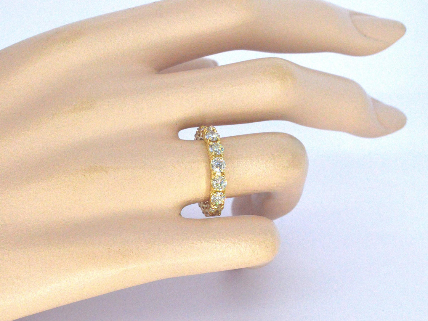 Exclusieve alliance ring met zeer hoge kwaliteit aan diamanten