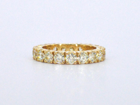 Exclusieve alliance ring met zeer hoge kwaliteit aan diamanten