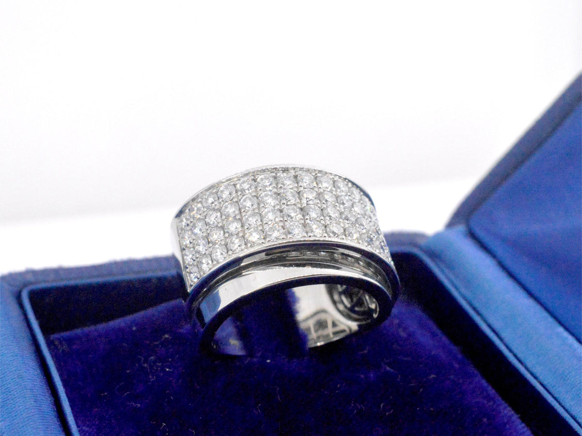 Rijring met briljant geslepen hoge kwaliteit diamanten