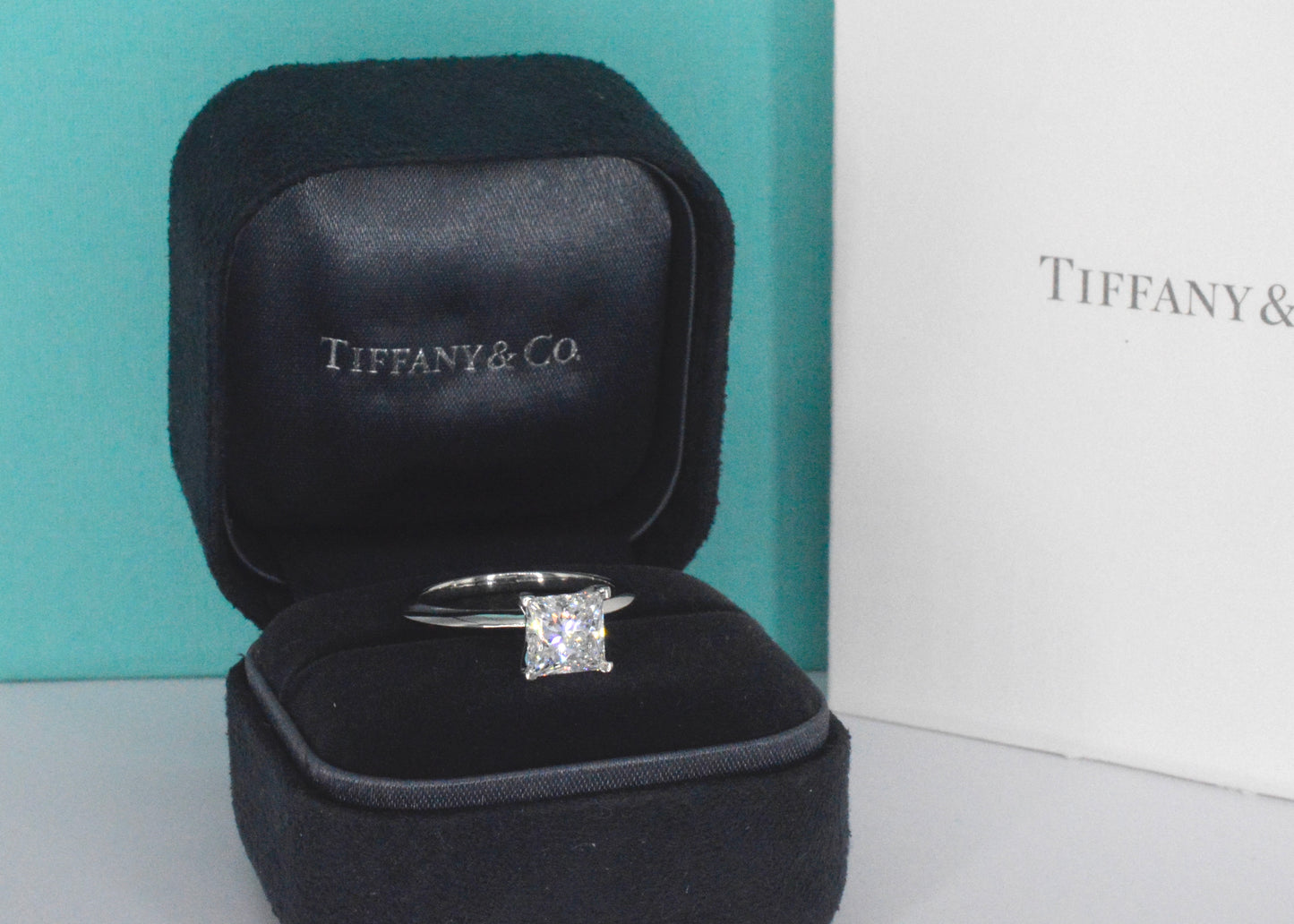 Tiffany & Co - Klassieke Tiffany & Co Prinses geslepen diamant in platinum ring