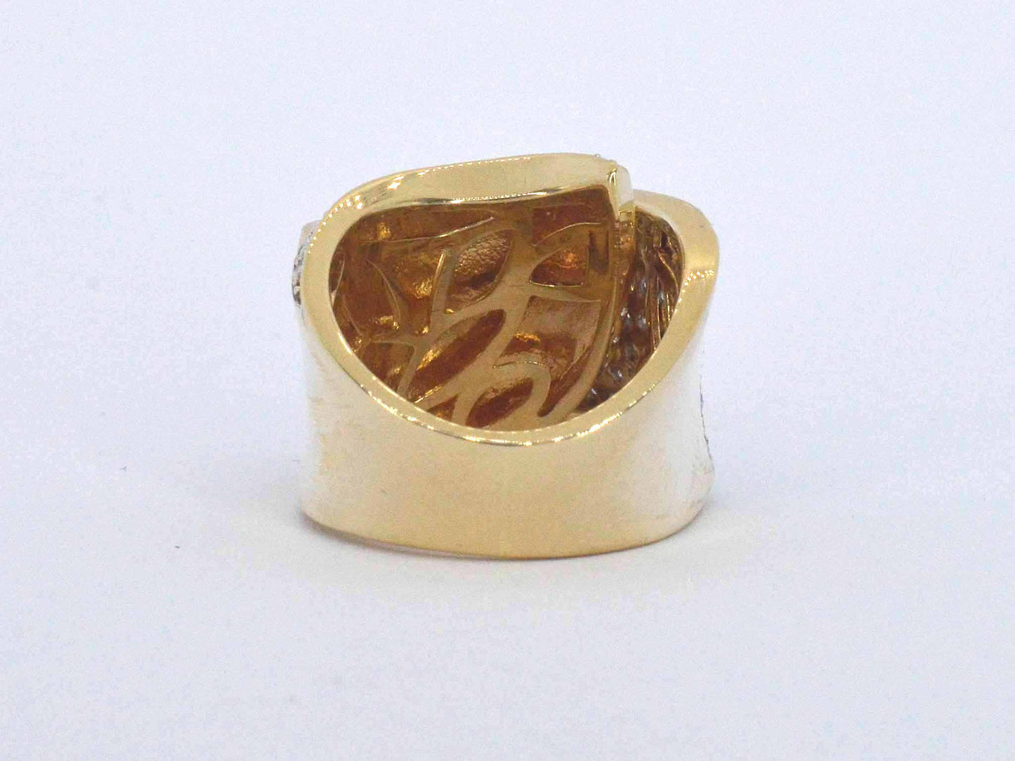 Gouden design ring met natuurlijke briljant geslepen diamanten