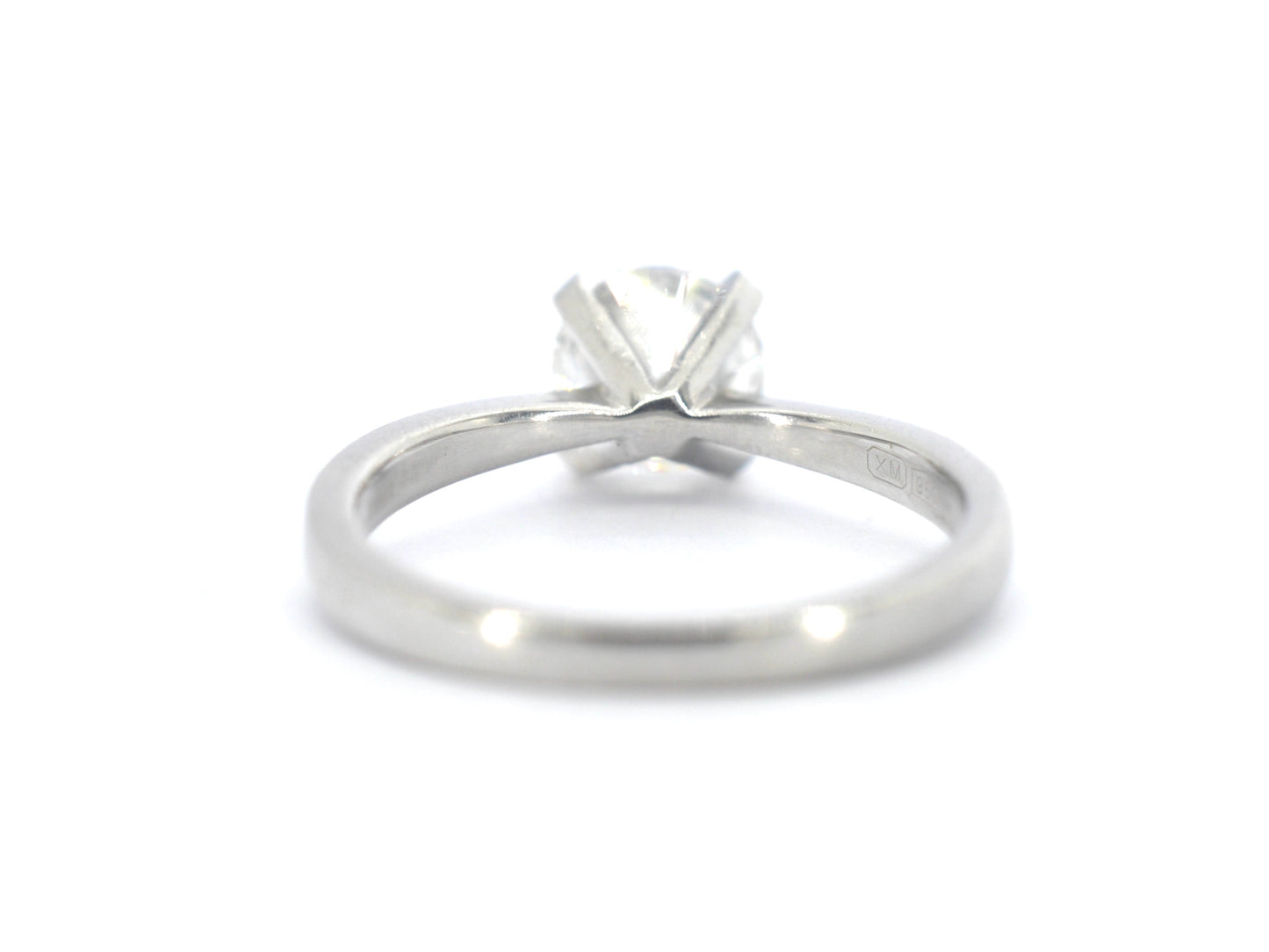 Witgouden solitaire ring met een diamant van 1.01 carat