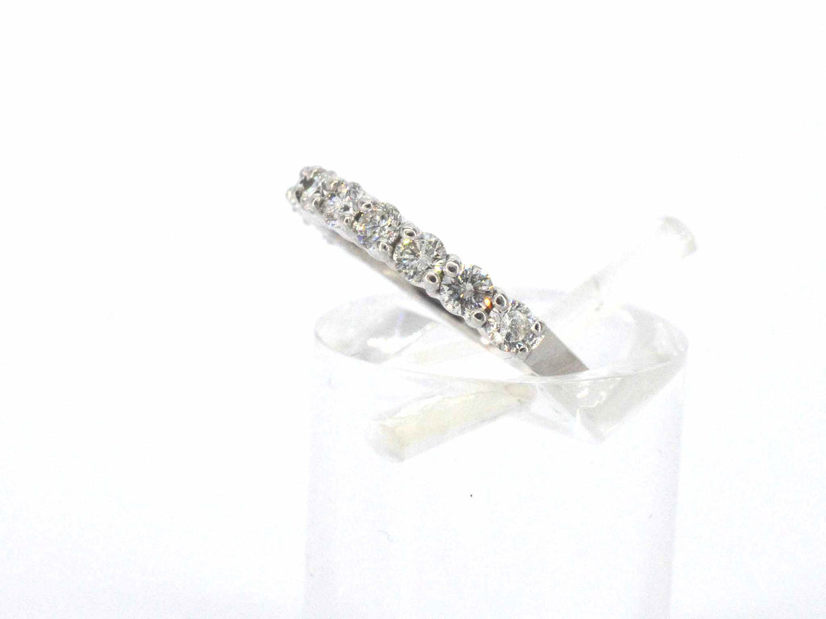 Gouden half-alliance ring van 18 karaat met 10 briljant geslepen natuurlijke diamanten