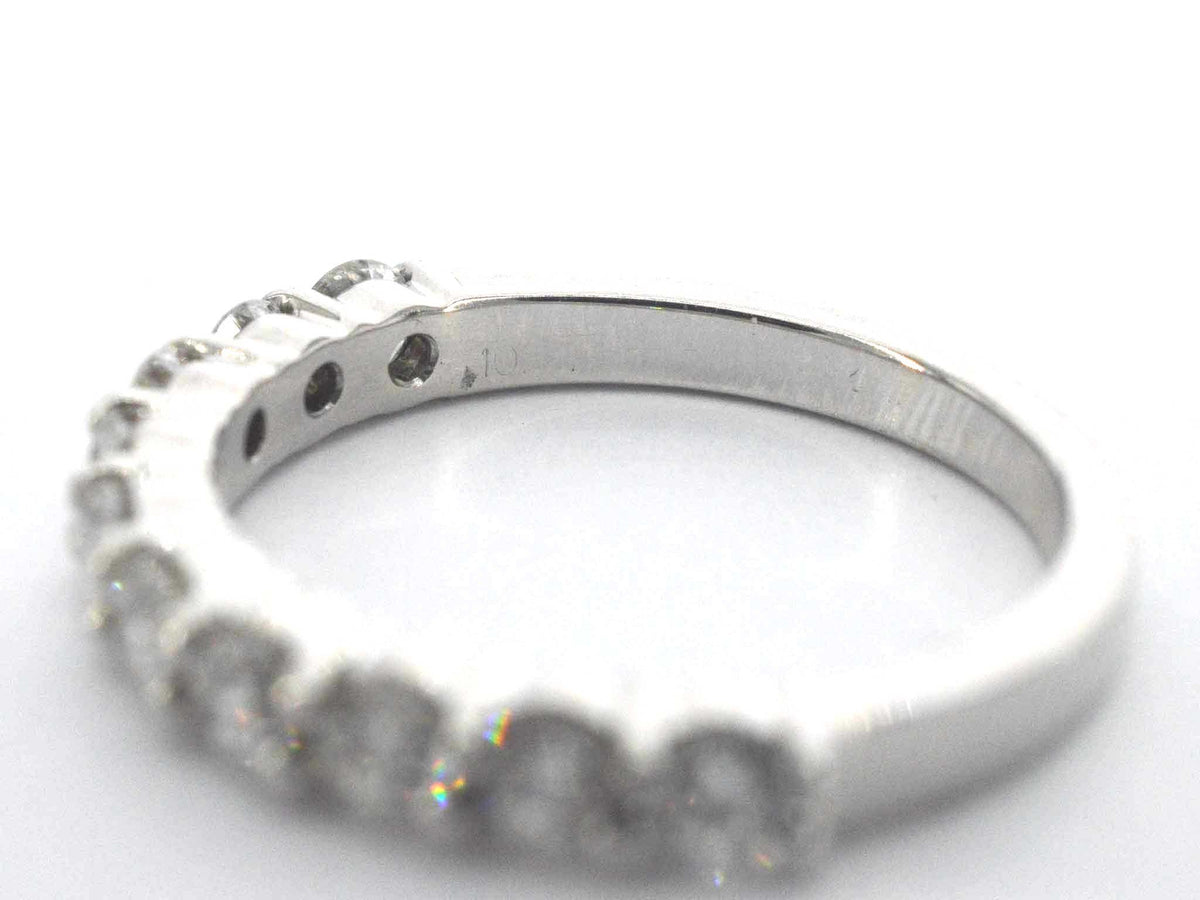 Gouden half-alliance ring van 18 karaat met 10 briljant geslepen natuurlijke diamanten
