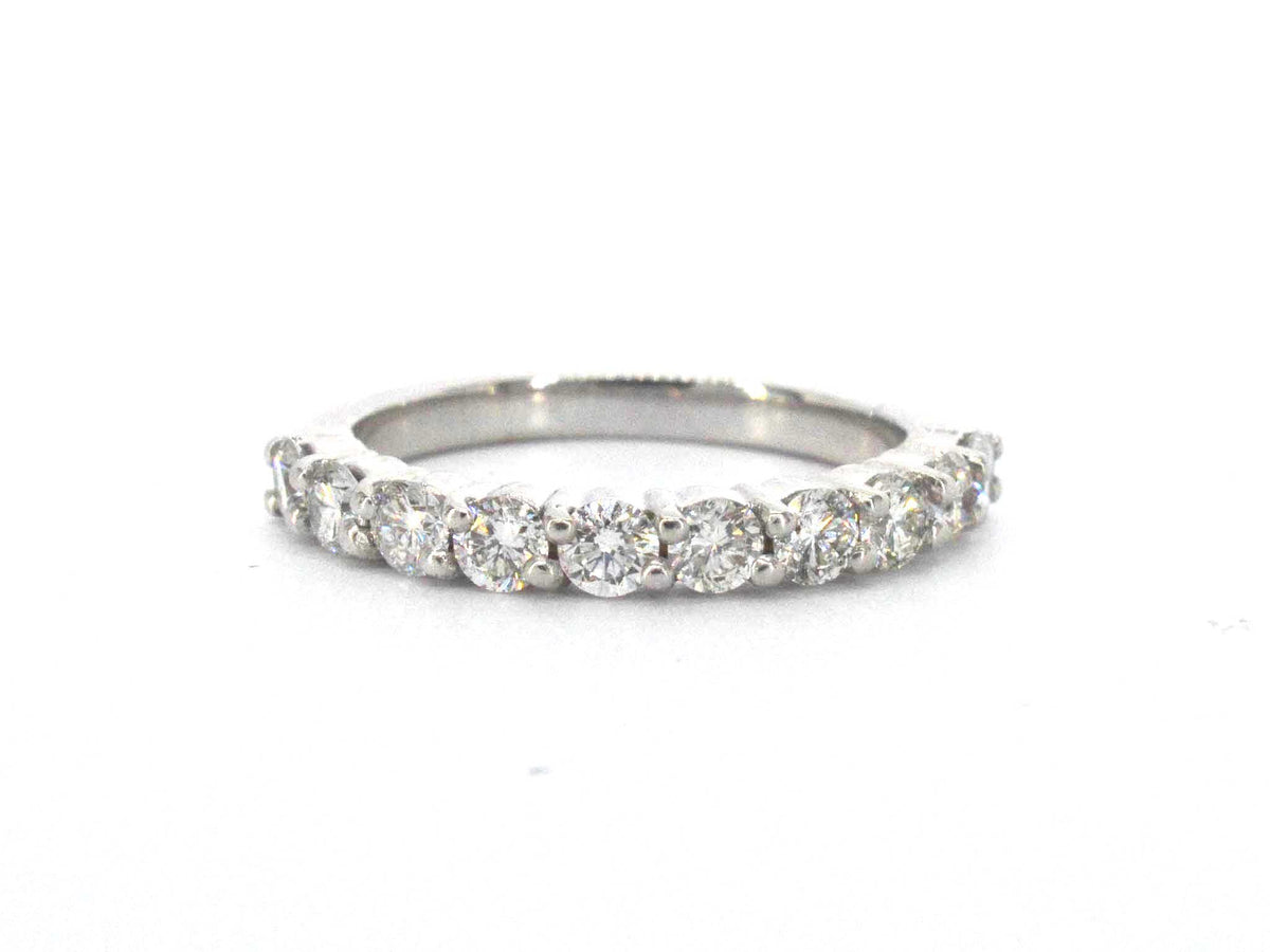 Gouden half-alliance ring van 18 karaat met 10 briljant geslepen natuurlijke diamanten